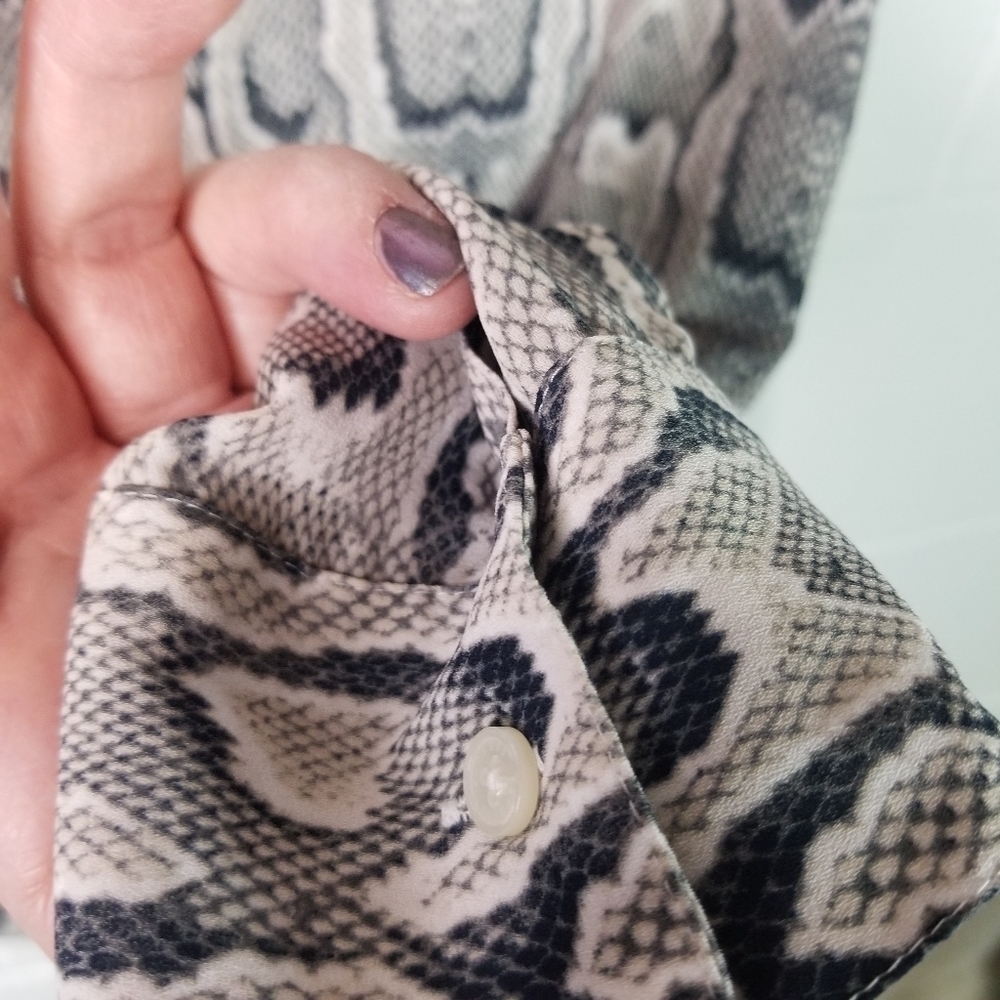 Express Portofino python snakeprint shirt - image 6